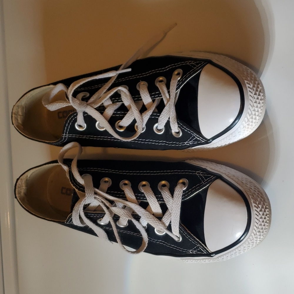 Black Converse